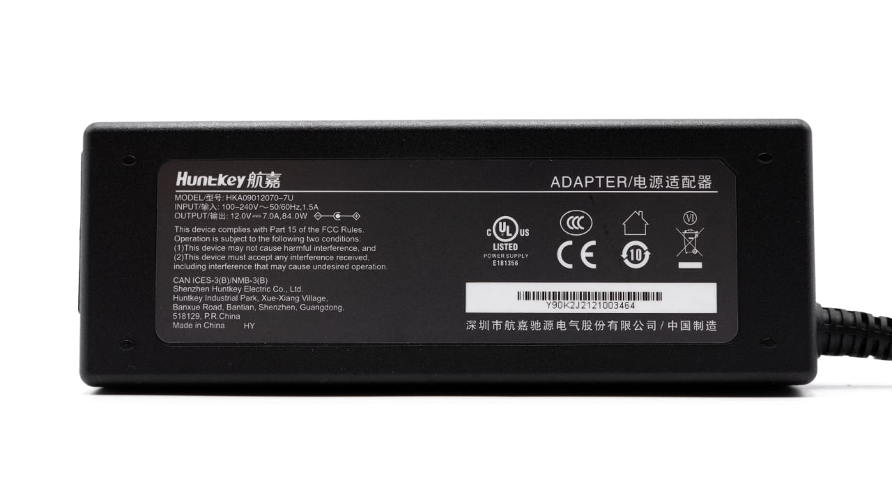 handheld-rs60-ring-scanner-charging-adaptor-3 RS60 adapter za polnjenje je namenjen polnjenju naprstnega skenerja RS60. Adapter se uporablja s priključkom na električno vtičnico.