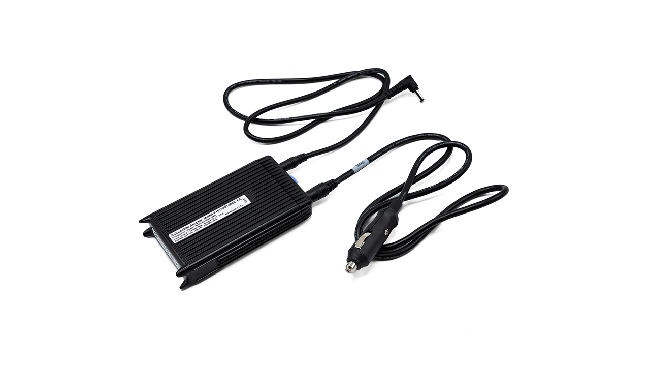 HHCARCHARGER-06 Avtopolnilec za ALGIZ 10XR HANDHELD je avtopolnilec za inštalacije v vozilu. Priključi se na vtičnico za cigaretni vžigalnik v vašem vozilu.